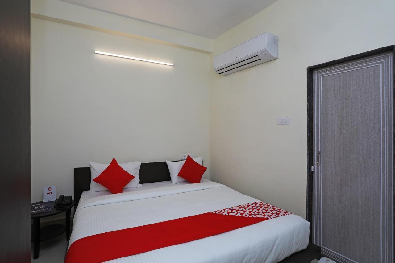 Oyo 16708 Sada Shiv Guest House พาราณสี ภายนอก รูปภาพ